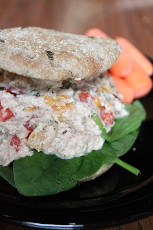 Ensalada de atún con naranja y jenjibre