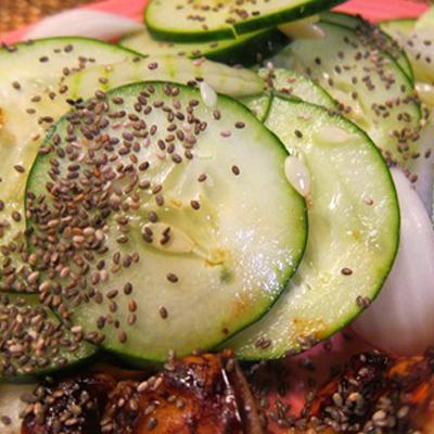 Ensalada de pepino y semillas de Chía
