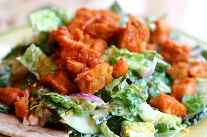 Ensalada de pollo Buffalo