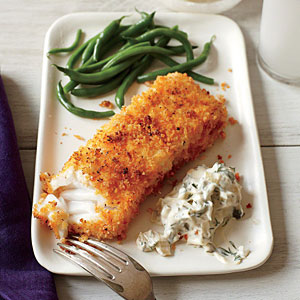 Pescado crispy con salsa de limón y eneldo