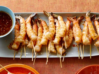 Pinchos de camarón a la parrilla