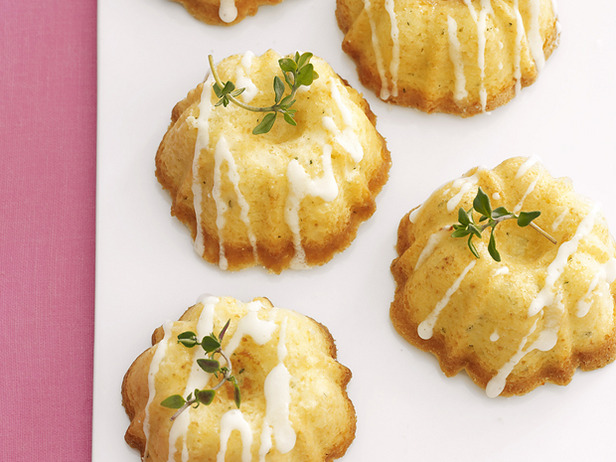Quequitos de aceite de oliva con glaze de limón